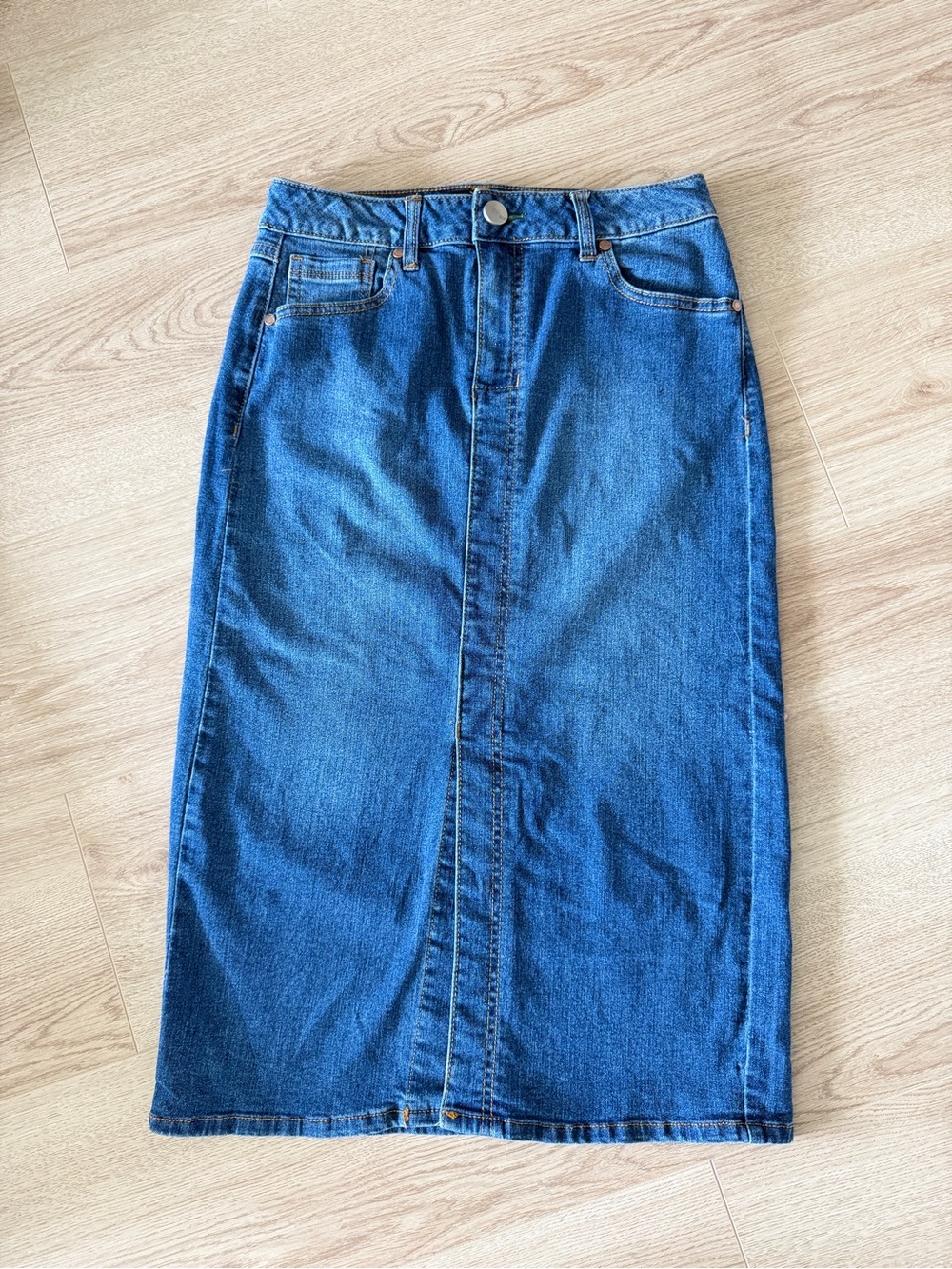 1822 Denim Classic Blue Midi Denim Skirt